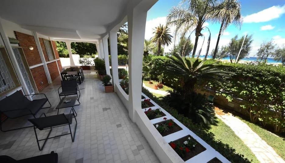 Villa Azzurra Beachfront Mondello - Palermo Kültér fotó